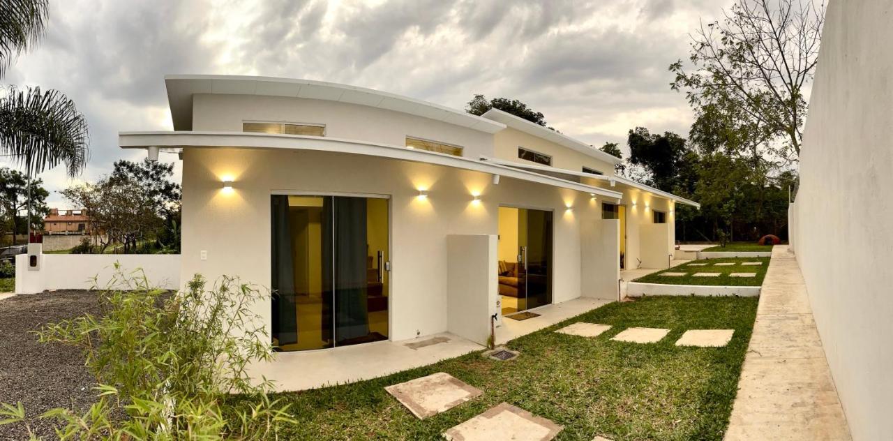 Tiny Houses En Asuncion. Zona Aeropuerto-Rakiura Luque Exteriér fotografie